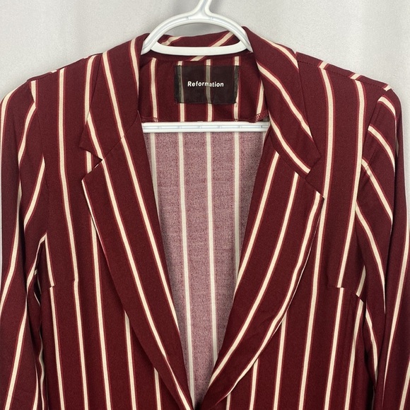 Reformation Graphite Blazer Dress in Kismet Maroon Striped - Size 2 - Picture 4 of 11